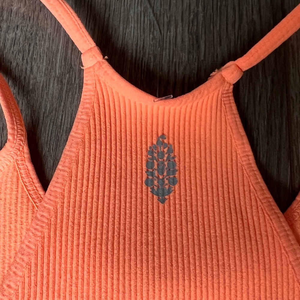 Free People Movement Happiness Runs Crop Tank In Peach Horizon Size M/L - Picture 13 of 14